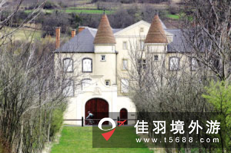 法国前总统德斯坦出售15世纪古堡
